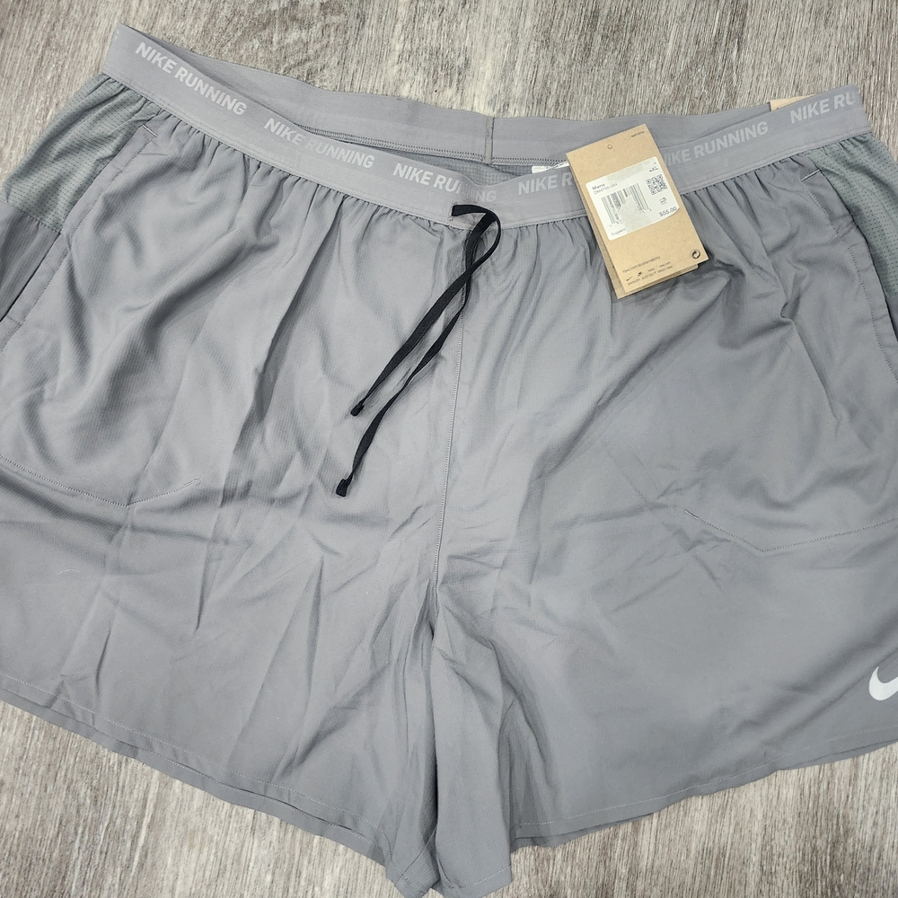 Nike Gray Athletic Shorts Lightweight Breathable Design